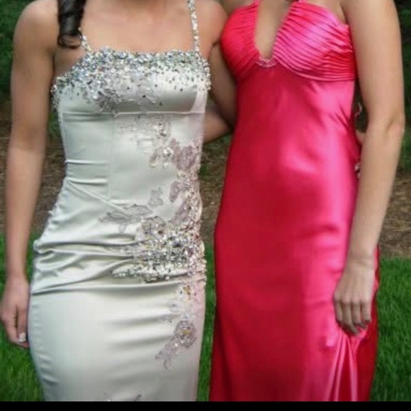 VINTAGE Mandalay (2007) Beaded and Lace Midi Dress in Tan - Picture 13 of 13